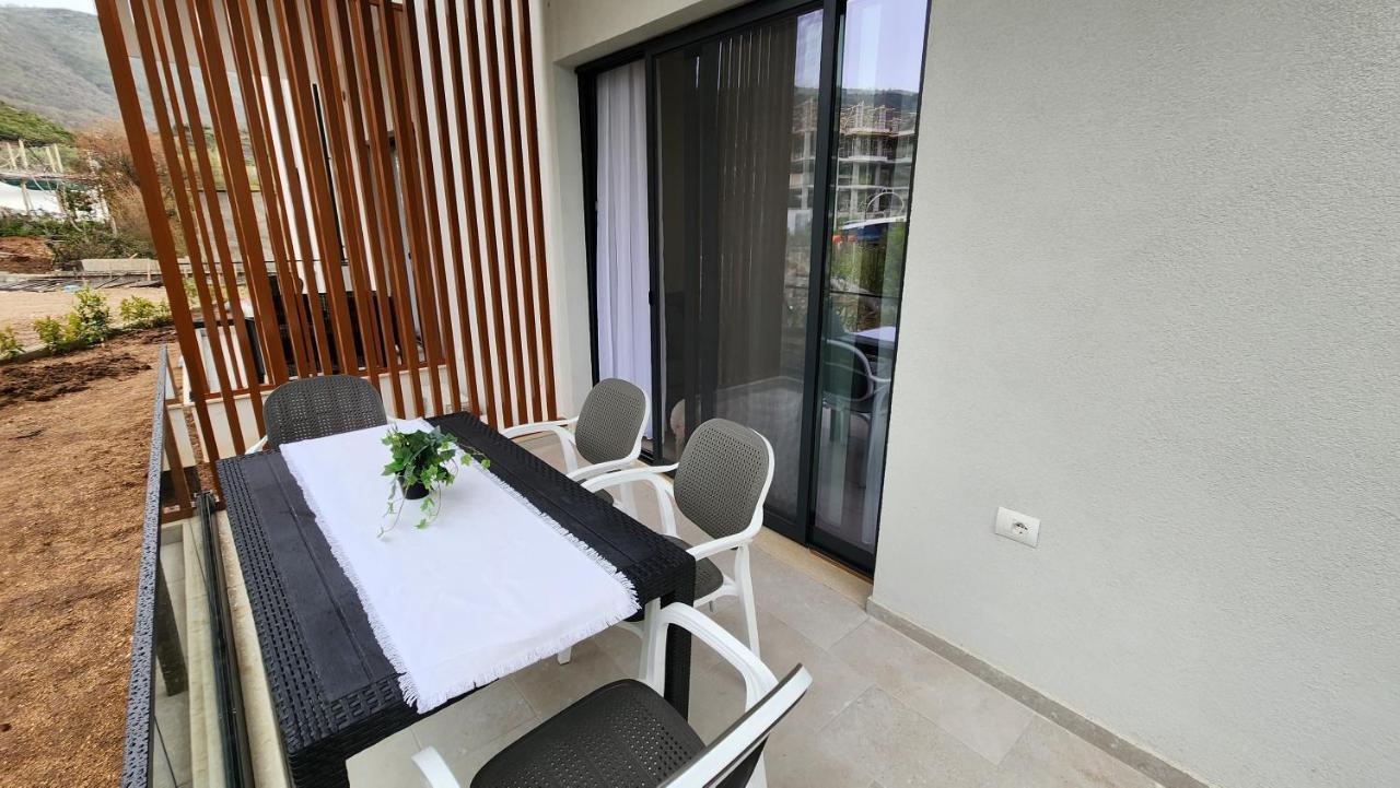 Solar Rooms And Apartments 히마레 외부 사진
