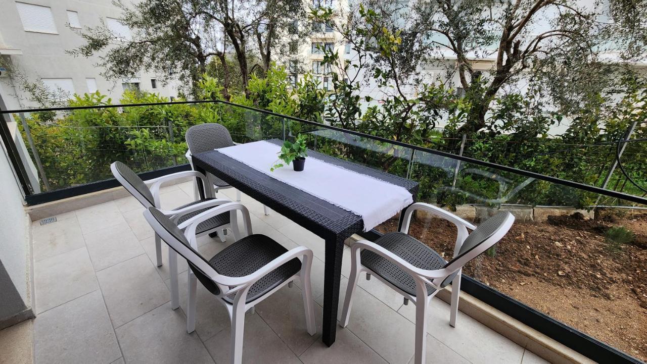 Solar Rooms And Apartments 히마레 외부 사진