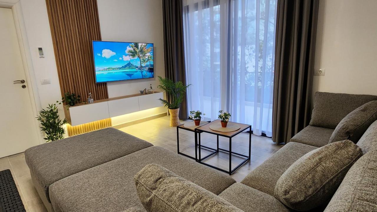 Solar Rooms And Apartments 히마레 외부 사진