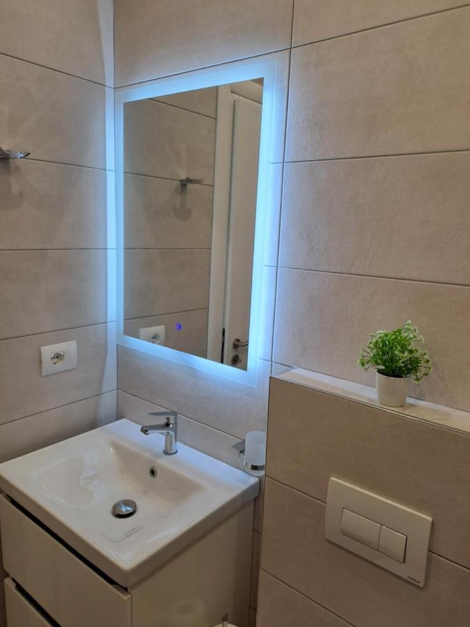 Solar Rooms And Apartments 히마레 외부 사진